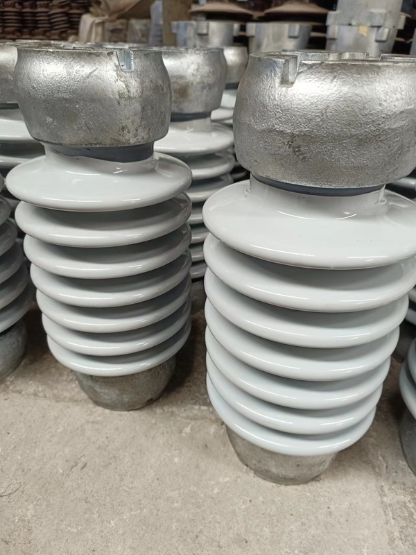 Luce solida Gray Glazed Customized Size dell'isolante della posta della stazione del centro dell'ANSI TR-208