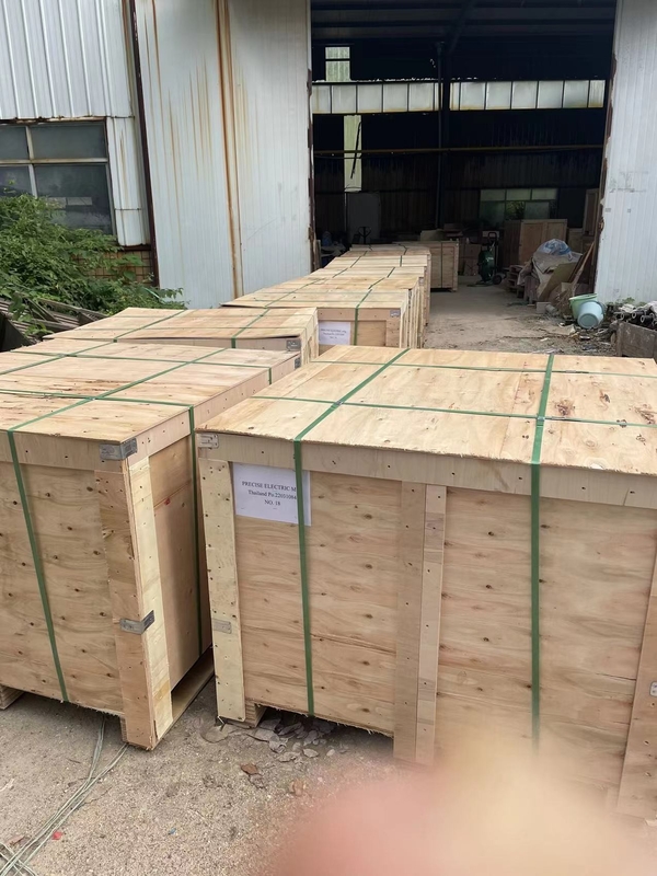 20NF250 Brown ha lustrato la boccola della porcellana per il tipo trasformatore dell'olio di distribuzione