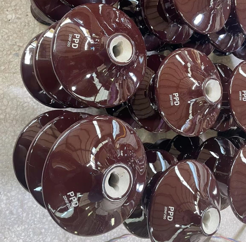 20NF250 Brown ha lustrato la porcellana del trasformatore che imbussola l'OEM di norma di BACCANO 42531