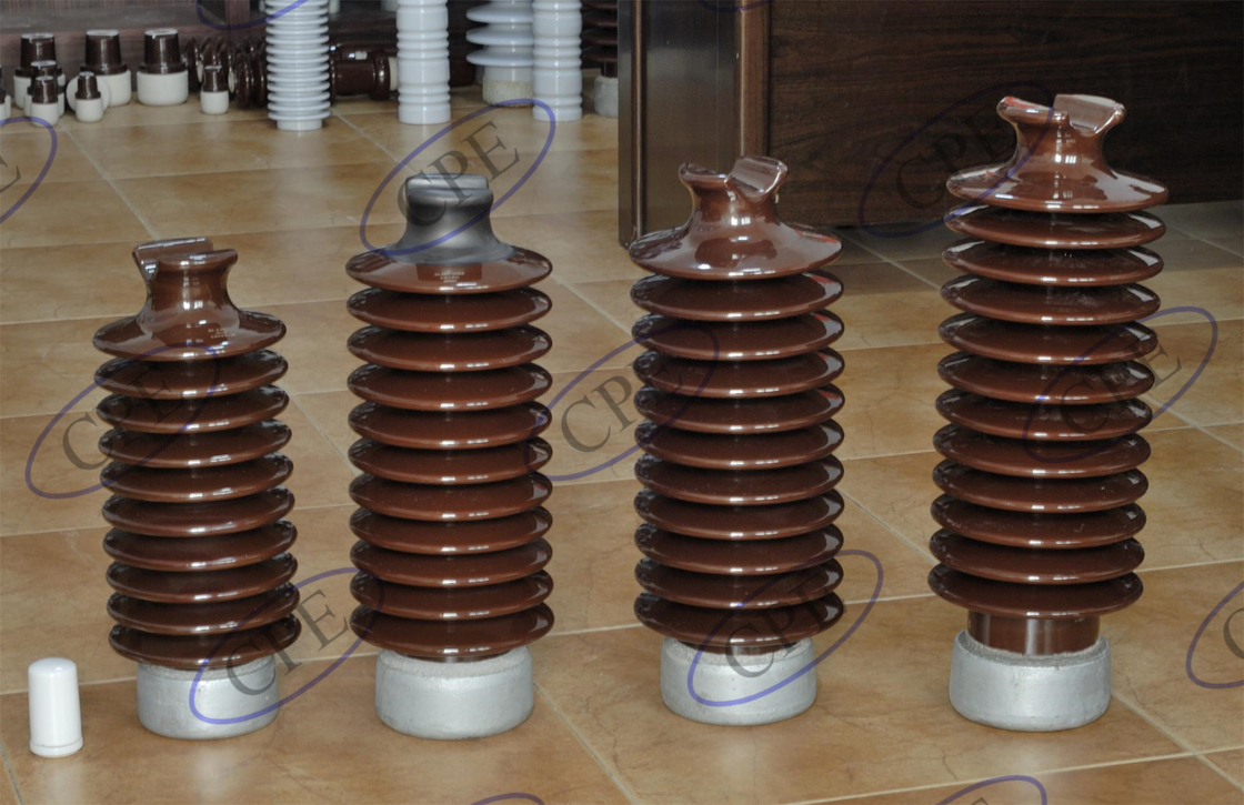 Isolanti orizzontali della posta della porcellana dell'ANSI 57-6 12.5kN Brown