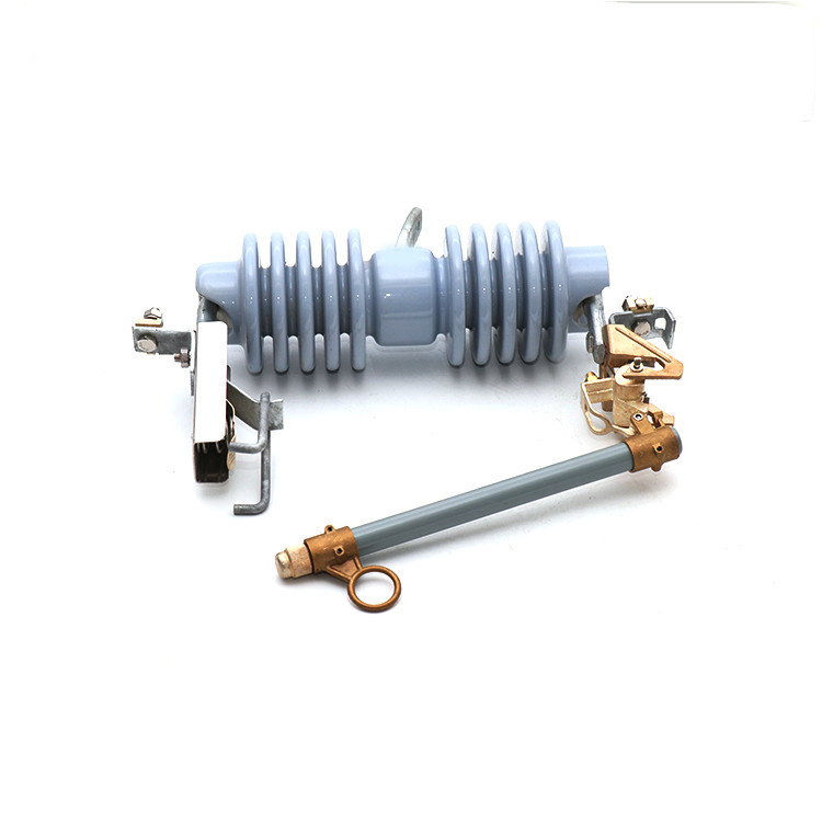 Ritaglio ad alta tensione standard 24kv-27kv 200amp del fusibile di interruzione procedura della porcellana dell'ANSI THC