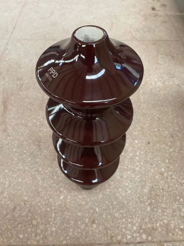 Il BACCANO 42531 Brown dell'OEM ha lustrato la boccola 30NF250 della porcellana del trasformatore