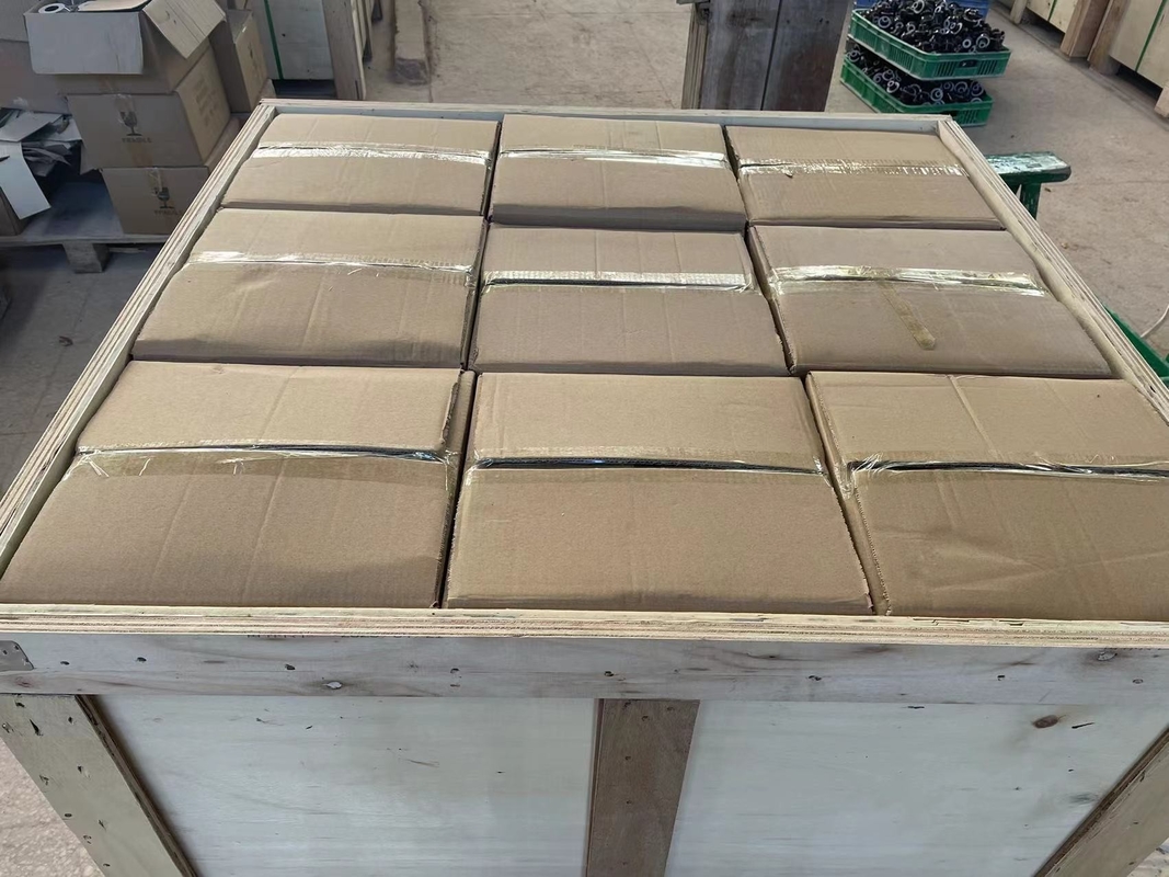 La boccola Brown del trasformatore della porcellana di BACCANO 1kV 250A colora l'OEM disponibile