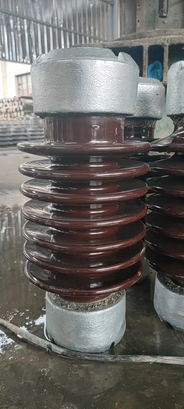 Isolante TR-208 8.9kN della porcellana della posta della stazione della glassa dell'ANSI Brown