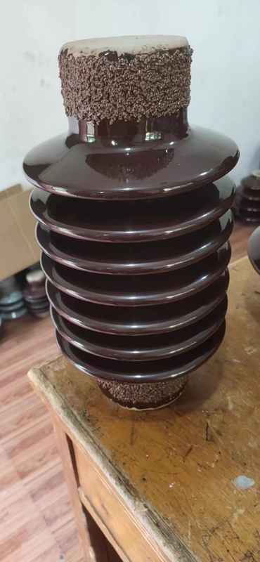 Isolante TR-208 8.9kN della porcellana della posta della stazione della glassa dell'ANSI Brown